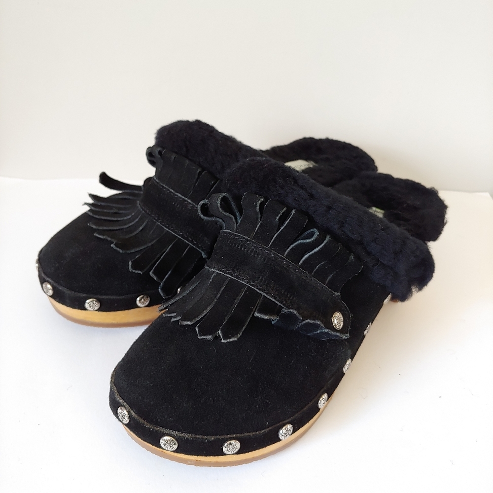 Patricia Green Suede Clogs Sheepskin Black Size 6 Fringe